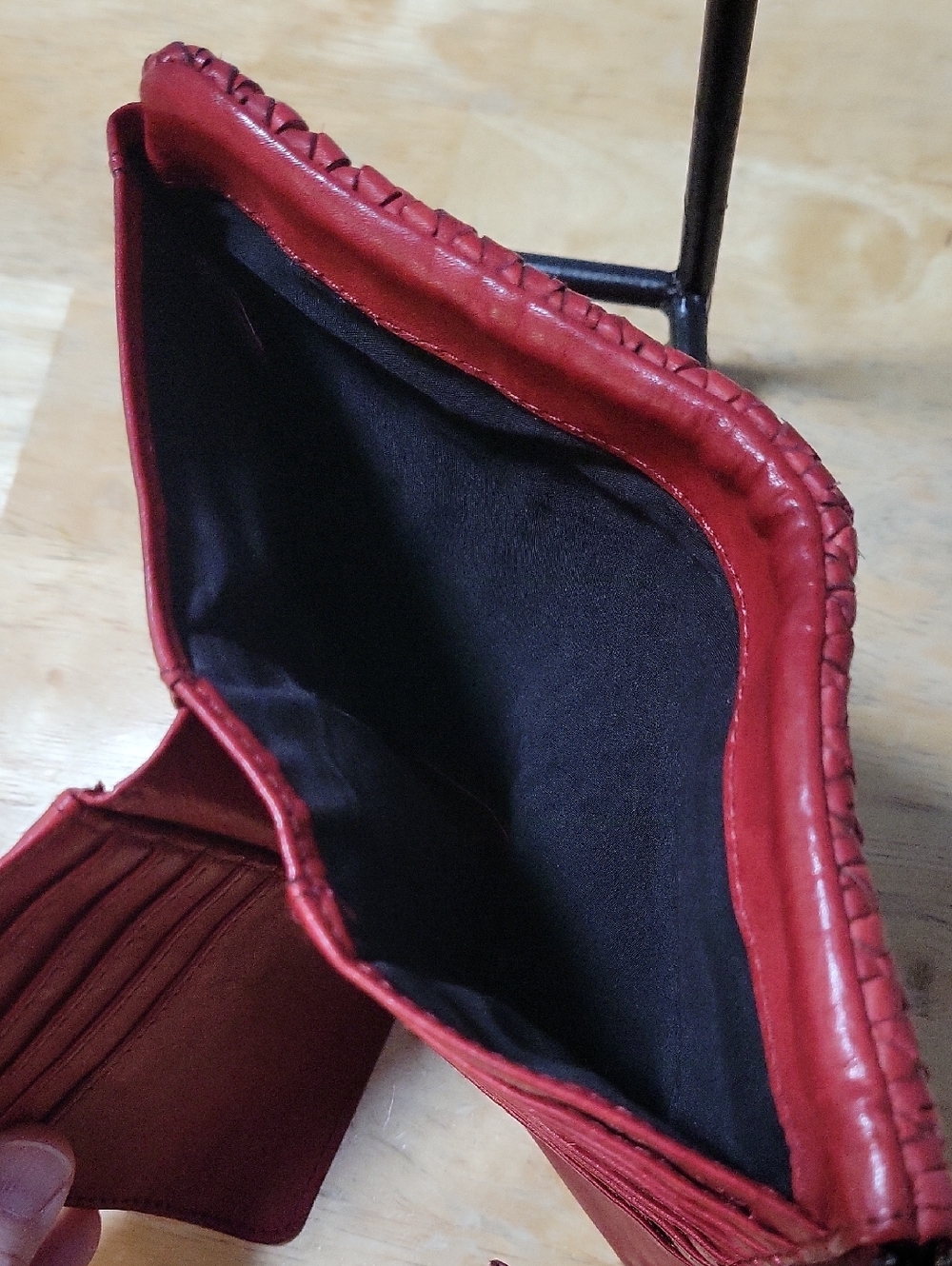 Vilenca Holland Woven Leather Wallet - Red - Picture 6 of 10